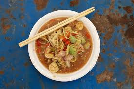 best thai noodles in luang prabang
